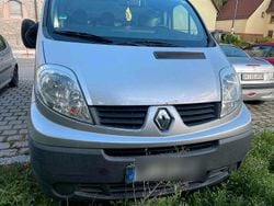Grau Gebraucht 2009 Renault Traffic Van / Kleinbus | 6.850 €