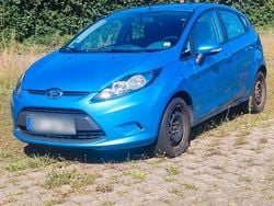 Blau Gebraucht 2010 Ford Fiesta Limousine | 1.980 € (Guter Preis)