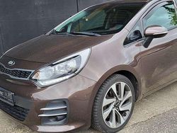 Bronze Gebraucht 2015 Kia Rio Limousine | 9.500 € (Fairer Preis)