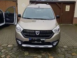 Beige Gebraucht 2019 Dacia Dokker Stepway Van | 10.005 € (Fairer Preis)