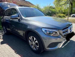 Grau Gebraucht 2016 Mercedes GLC220 SUV | 30.500 € (Fairer Preis)