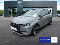 Platinium grau Gebraucht 2024 DS Automobiles DS7 Crossback Opera SUV | 51.790 €