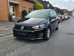 Schwarz Gebraucht 2015 VW Golf Sportsvan Trendline Van / Kleinbus | 8.980 € (Fairer Preis)