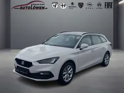 Weiß Gebraucht 2022 Seat Leon Style Limousine | 17.730 € (Fairer Preis)