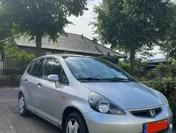 Grau Gebraucht 2002 Honda Jazz Kleinwagen | 900 € (Guter Preis)