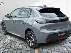 Grau Neu 2025 Peugeot 208 Allure Kleinwagen | 20.770 € (Fairer Preis)