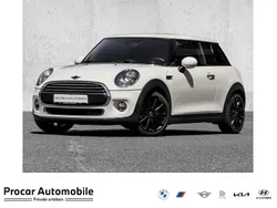 Weiß Gebraucht 2018 Mini ONE Kleinwagen | 14.490 € (Fairer Preis)