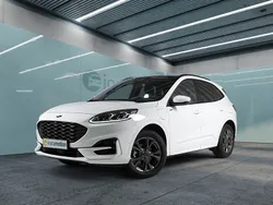 Weiß Gebraucht 2022 Ford Kuga ST-Line SUV | 27.673 € (Fairer Preis)