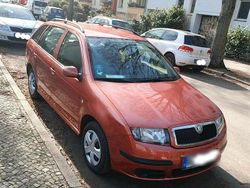 Orange Gebraucht 2007 Skoda Fabia Kombi | 2.200 € (Etwas zu teuer)
