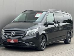 Grau Gebraucht 2021 Mercedes Vito AMG Van / Kleinbus | 36.990 € (Fairer Preis)