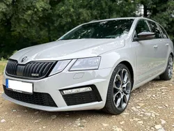 Grau Gebraucht 2017 Skoda Octavia RS Kombi | 21.700 € (Fairer Preis)