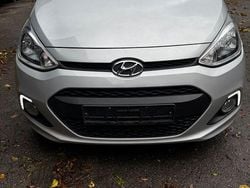 Silber Gebraucht 2016 Hyundai i10 Passion Kleinwagen | 6.200 € (Guter Preis)