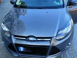Grau Gebraucht 2013 Ford Focus Titanium Kombi | 5.800 € (Fairer Preis)
