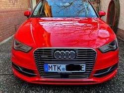 Rot Gebraucht 2016 Audi A3 e-tron Ambiente Kleinwagen | 13.700 € (Teuer)