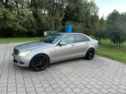 Grau Gebraucht 2008 Mercedes C180 Limousine | 8.500 €