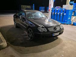 Schwarz Gebraucht 2003 Mercedes CLK200 AMG Coupé | 4.300 €