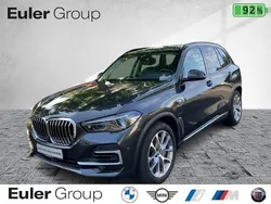 Grau Gebraucht 2022 BMW X5 iPerformance SUV | 50.877 €