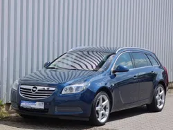 Blau Gebraucht 2010 Opel Insignia Cosmo Kombi | 8.990 € (Teuer)