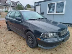 Schwarz Gebraucht 2001 Volvo V40 Kombi | 400 € (Superpreis)