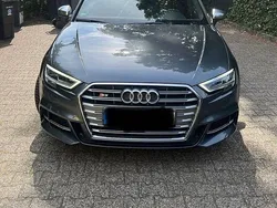 Silber Gebraucht 2018 Audi S3 Ambiente Limousine | 33.000 € (Fairer Preis)