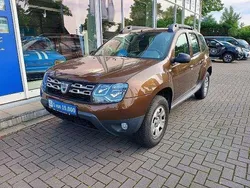 Braunmetallic Gebraucht 2014 Dacia Duster Lauréate SUV | 10.490 € (Fairer Preis)