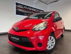 Rot Gebraucht 2014 Toyota Aygo Kleinwagen | 2.650 € (Fairer Preis)