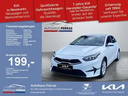 Cararraweiss Gebraucht 2024 Kia Ceed Comfort Limousine | 21.950 € (Superpreis)