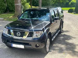 Schwarz Gebraucht 2010 Nissan Navara Abholung | 13.200 €