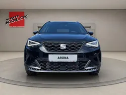 Midnight schwarz metallic Gebraucht 2024 Seat Arona FR SUV | 23.900 € (Fairer Preis)