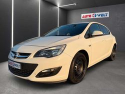 Weiß Gebraucht 2014 Opel Astra Selection Limousine | 6.490 € (Fairer Preis)