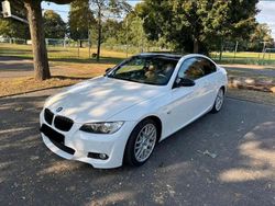 Weiß Gebraucht 2008 BMW 320 M Sport Coupé | 12.000 € (Teuer)
