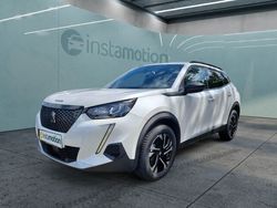 Weiß Gebraucht 2023 Peugeot 2008 Allure SUV | 26.640 € (Teuer)