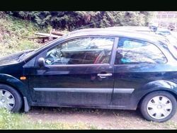 Schwarz Gebraucht 2006 Ford Fiesta Kleinwagen | 390 €