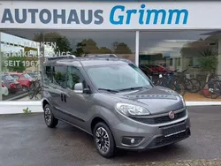 Grau Gebraucht 2018 Fiat Doblò Lounge Van / Kleinbus | 12.990 € (Etwas zu teuer)