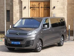 Grau Gebraucht 2019 Citroën Spacetourer Shine Van | 16.950 € (Fairer Preis)