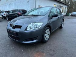 Grau Gebraucht 2008 Toyota Auris Sport Limousine | 3.750 € (Etwas zu teuer)