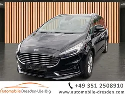 Obsidianschwarz metallic Gebraucht 2020 Ford S-MAX Titanium Van / Kleinbus | 24.880 € (Etwas zu teuer)
