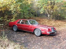 Rot Gebraucht 1982 Chrysler Imperial Limousine | 7.990 €