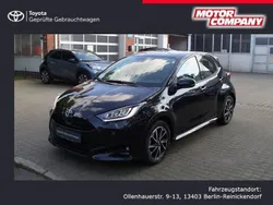 Schwarz Gebraucht 2024 Toyota Yaris Hybrid Team Limousine | 23.990 € (Etwas zu teuer)