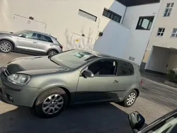 Grün Gebraucht 2004 VW Golf V Limousine | 1.450 € (Superpreis)