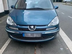 Blau Gebraucht 2009 Peugeot 807 Van / Kleinbus | 2.850 €