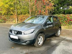 Grau Gebraucht 2012 Nissan Qashqai SUV | 6.490 €
