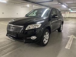 Schwarz Gebraucht 2011 Toyota RAV4 Life SUV | 8.900 € (Guter Preis)