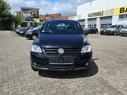 Schwarz Gebraucht 2011 VW Fox Style Kleinwagen | 2.750 € (Fairer Preis)