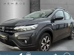 Grau "comete" Gebraucht 2022 Dacia Sandero Comfort Kleinwagen | 15.690 € (Fairer Preis)