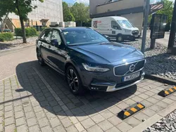 Blau Gebraucht 2019 Volvo V90 CC Kombi | 39.300 €