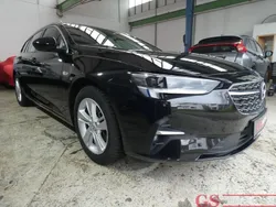Schwarz Gebraucht 2021 Opel Insignia Elegance Kombi | 18.199 € (Fairer Preis)