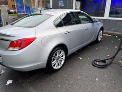 Silber Gebraucht 2010 Opel Insignia Cosmo Limousine | 4.500 € (Fairer Preis)