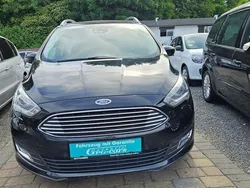 Iridiumschwarz metallic Gebraucht 2016 Ford Grand C-Max Titanium Van / Kleinbus | 13.900 € (Etwas zu teuer)