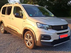 Grau Gebraucht 2020 Peugeot Rifter Allure Van / Kleinbus | 20.000 € (Fairer Preis)